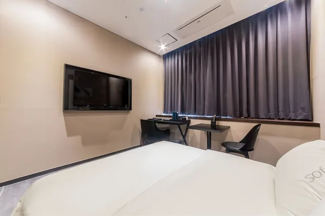 Premier, Queen Bed, No Parking، Pyeongtaek Stay Hotel 2/5
