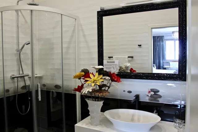 Lifestyle, Relaxation, Double Bed، Galeria Valeria Seaside Downtown - MAG Quaint & Elegant Boutique Hotels 7/7