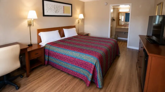 غرفة بسرير كينج، Segovia Lodge Junction TX I -10 3/4