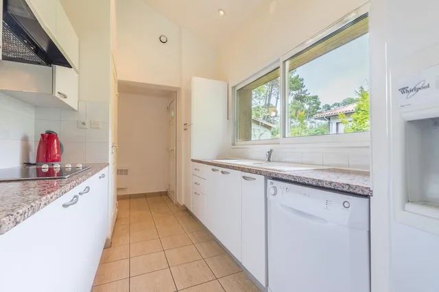 4 Rooms, Villa, 2 Queen and Twin Beds, Sofa، Villas Eurogroup La Prade 4/8