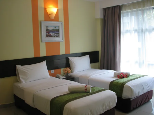 Superior, Twin Beds, Sun Inns Rest House Kuantan 3/8