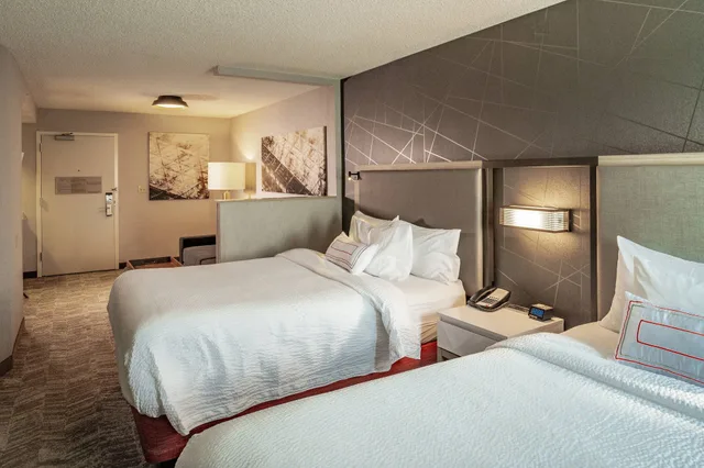 Suite, Multiple Beds، Springhill Suites Anchorage Midtown 1/10