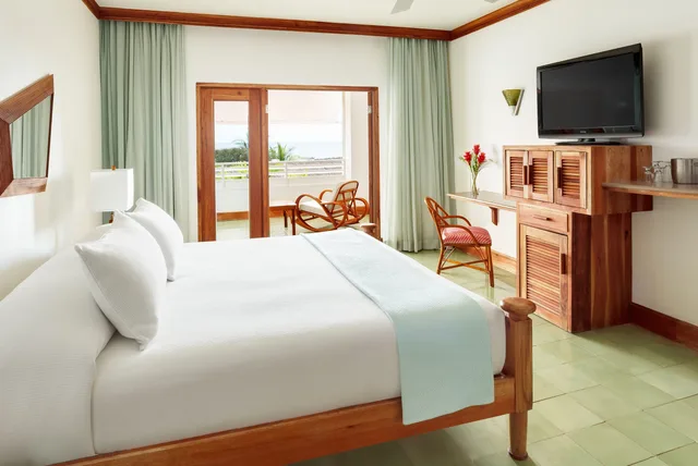 Garden, Terrace، Couples Swept Away - All Inclusive - Couples Only 1/2