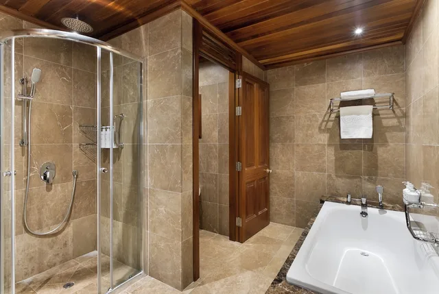 جناح بسرير كينج بإطلالة على المسبح، Kempinski Hotel San Lawrenz Gozo 2/2