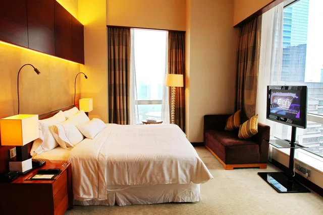 جناح تنفيذي بسرير كينج، The Westin Guangzhou 1/3