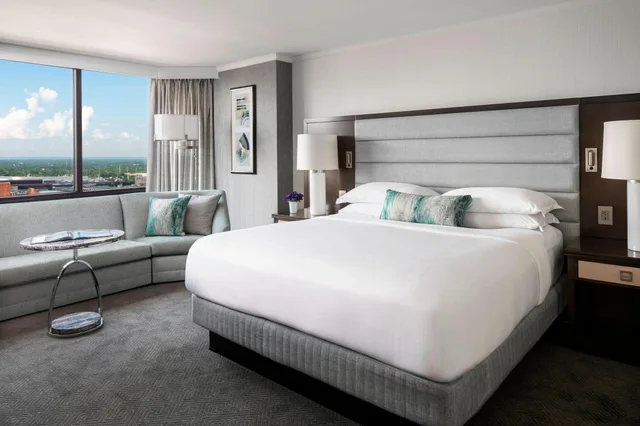 جناح كلوب تنفيذي، The Ritz Carlton Atlanta 1/2