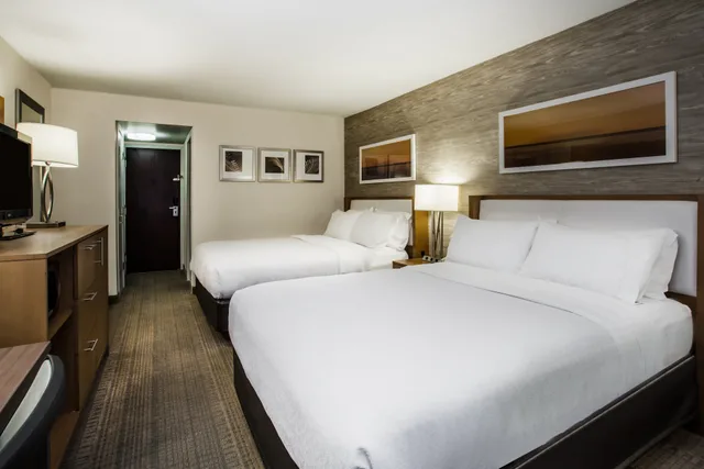 Room, Double Bed, Accessible, Holiday Inn Saratoga Springs 1/2