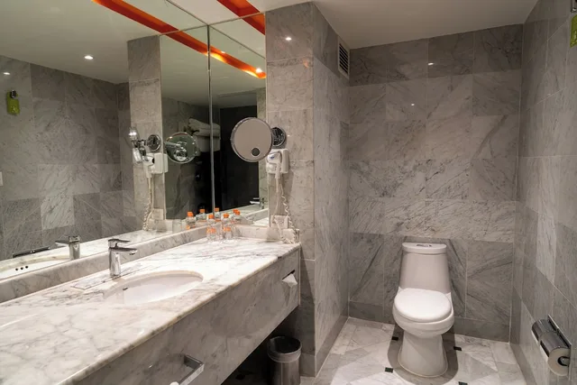 Deluxe, 2 Double Beds, Real Inn Tijuana by Camino Real Hotels 6/8