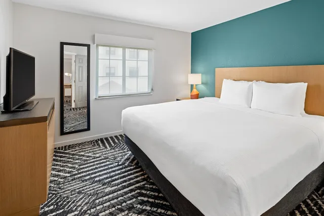 2 Bedrooms, Deluxe, Suite, Hyatt House Boston/Burlington 1/7