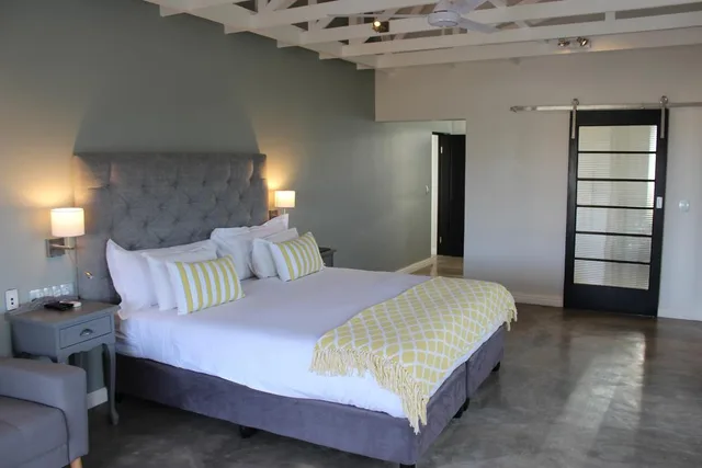 جناح، Whale Rock Luxury Lodge 4/10