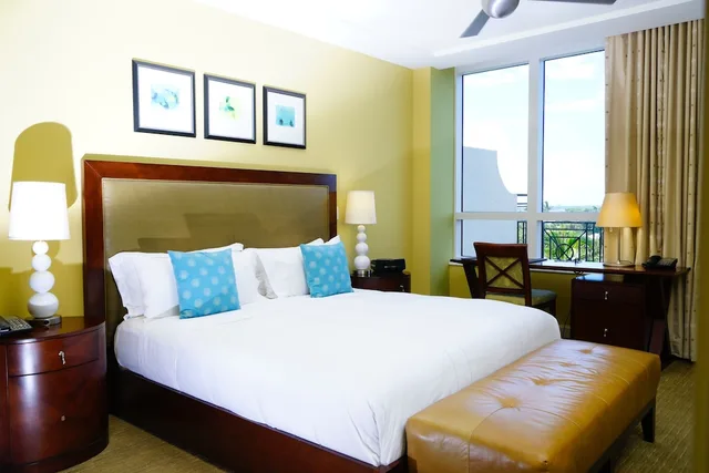 2 Bedrooms, Suite, King Bed, 1 King and 2 Double Beds, Ocean View, 2 Bathrooms, Sofa, Balcony, Large، Palm Beach Singer Island Resort and Spa Luxury Suites 2/5