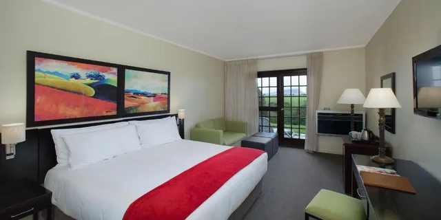 Valley, Superior, Double Bed, Sofa، Caledon Hotel Spa And Casino 1/1