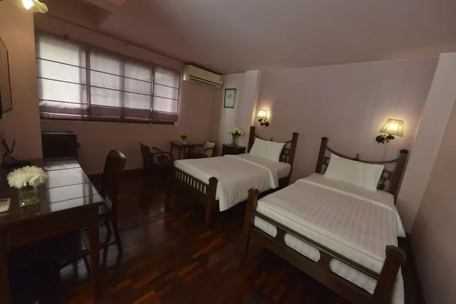 Deluxe, Twin Beds, Sourire at Rattanakosin Island 3/7
