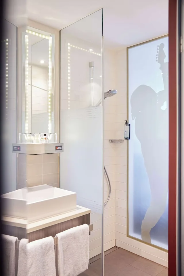 غرفة قياسية صغيرة بشرفة، bigBOX ALLGAEU Hotel, WorldHotels Distinctive 3/4