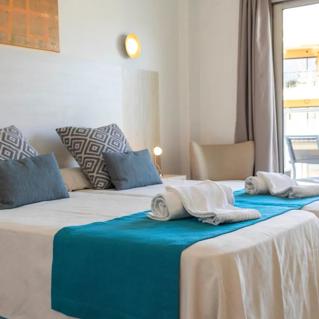 غرفة بسرير مزدوج أو سريرين منفصلين، Petit Garden Hotel by Flacalco 1/10