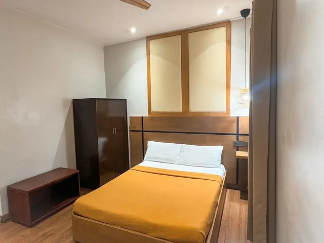 غرفة قياسية بسرير مزدوج، Metro Pines Inn 2/3