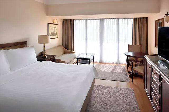 غرفة تنفيذية بسرير كينج، Marriott Mena House Cairo 1/2