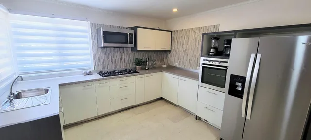 فيلا سوبيريور بإطلالة على المسبح بشرفة، Bubali Villa And Apartments 4/5