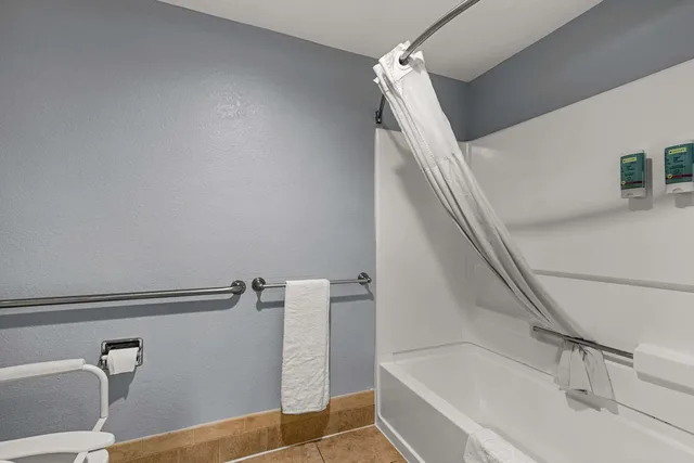 Room, 2 Double Beds, Best Western Moreno Hotel & Suites 5/5