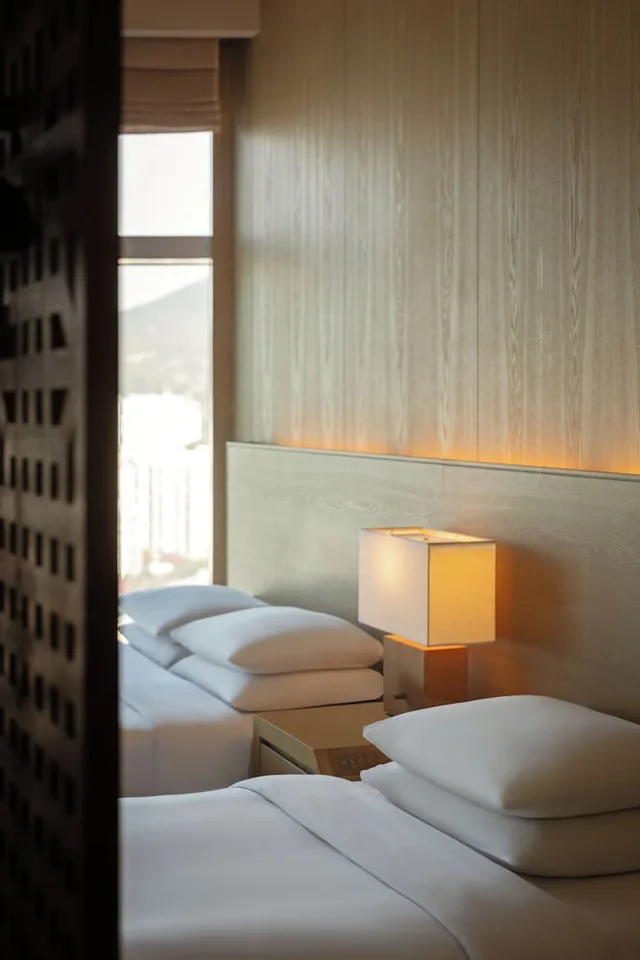 غرفة ديلوكس عائلية بسرير كوين وسرير فردي، Park Hyatt Busan 2/3