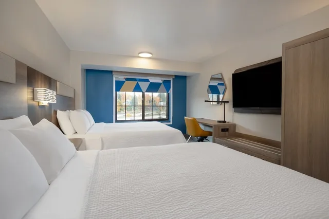 غرفة قياسية بسريرين كوين، Holiday Inn Express Portland Se-Clackamas Area 1/6