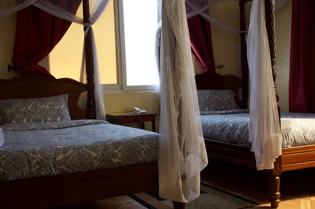 غرفة ديلوكس بسريرين منفصلين بإطلالة على المدينة بحمام خاص، East Point Hotel Moshi 2/3