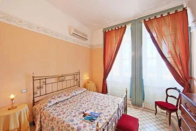 Superior, Queen Bed, Residence Villa Raffaella 5/10