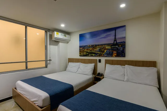 غرفة بسريرين مزدوجين، Hotel Med Estadio 4/7