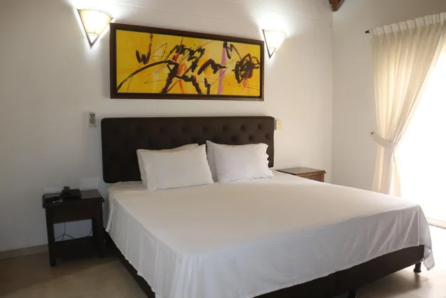 بنغل، Hotel Palmera Real 1/4