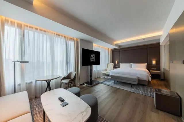 جناح استوديو بسرير كينج بغرفة نوم واحدة مع دخول صالة النادي، AC Hotel by Marriott Seoul Gangnam 1/4