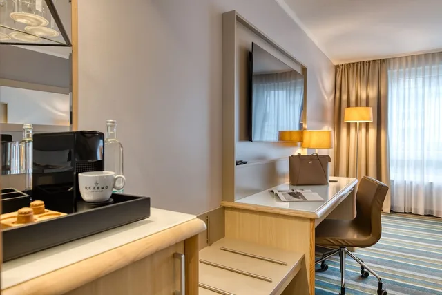 غرفة قياسية بسرير كوين، Mercure Hotel Duesseldorf Kaarst 8/10