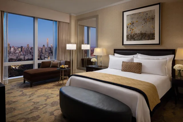 غرفة بريميير بسرير كينج بإطلالة، Mandarin Oriental New York 1/1