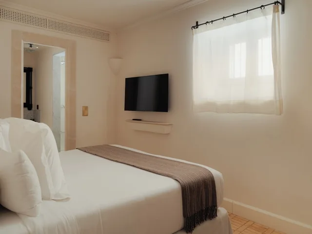 جناح بسريرين كينج بغرفتي نوم، Portella 3/9