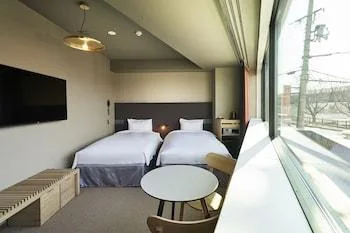 Universal, Twin Beds, Bath and Shower، The Reign Hotel Kyoto 1/1