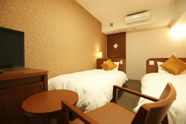 غرفة بسريرين منفصلين، Dormy Inn Premium Wakayama 1/1
