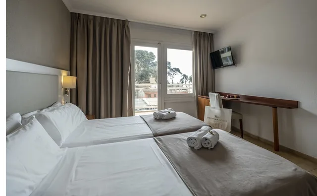Room, Double or Twin Bed, Sea View, Balcony, Rosamar & Spa 1/3