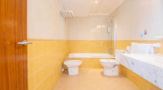 شقة سوبيريور بسرير كوين مع أريكة، Playa Mondrago Hotel Apartments 6/6