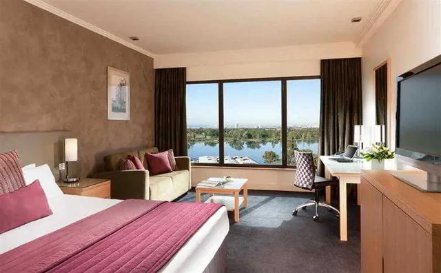 غرفة بريميوم بسرير مزدوج، Mercure Melbourne Albert Park 3/4