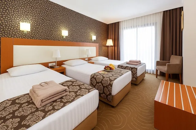 غرفة ثلاثية بثلاثة أسرّة، Grand Hotel Avcilar 4/10