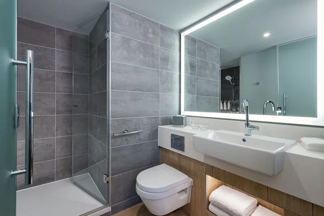 غرفة سوبيريور، Courtyard by Marriott Paris Charles de Gaulle Central Airport 5/5
