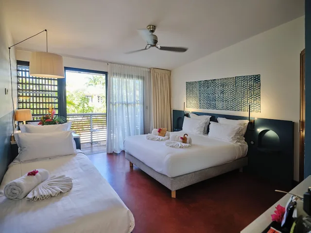 غرفة سوبيريور ثلاثية بسرير مزدوج وسرير فردي بإطلالة على المسبح، Le Dimitile Hotel & Spa 6/9