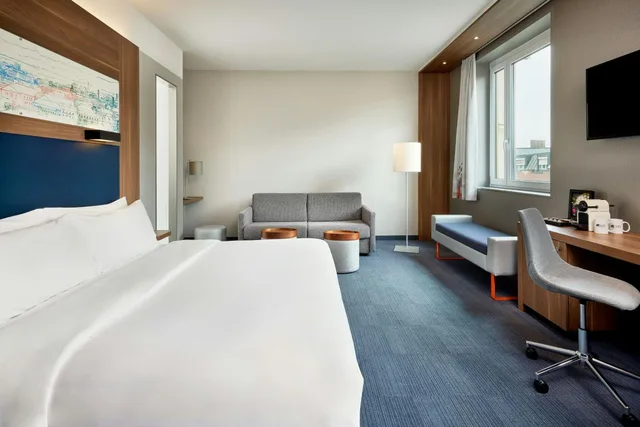 Sweet, Suite, King Bed، ALOFT MUNICH 3/9