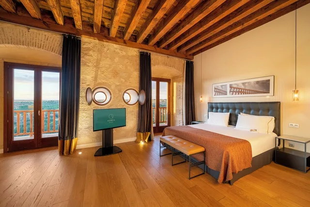 Junior Suite, Double Bed, Parlor، Aurea Convento Capuchinos 1/2