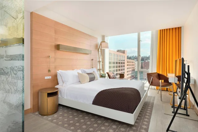 غرفة كلاسيكية بسرير كينج، The Envoy Hotel, Autograph Collection 3/5
