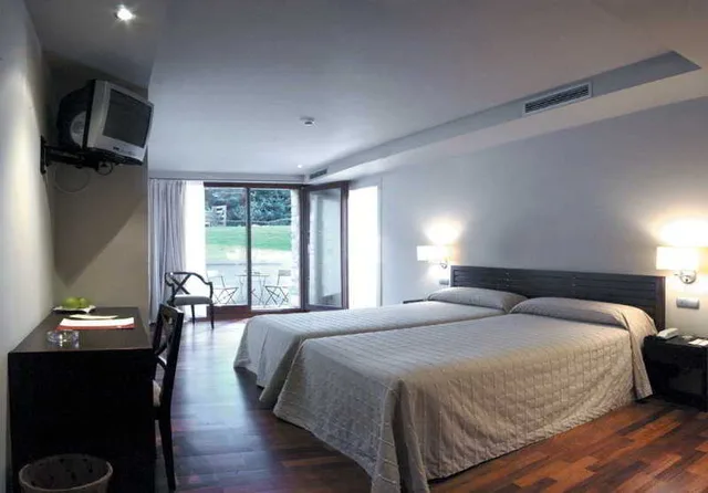Superior, Double Bed, Terrace, Hotel Rio Bidasoa 3/3