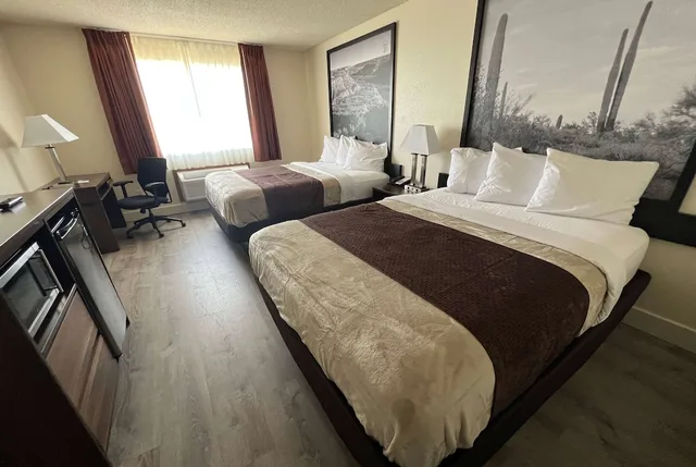 غرفة بسريرين كوين لذوي الإعاقة، Super 8 by Wyndham Yuma 1/3