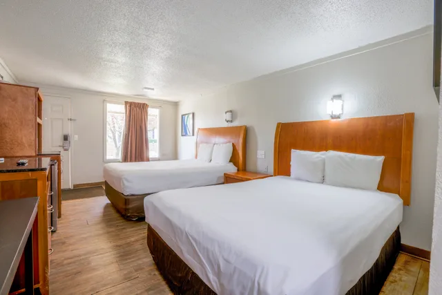 غرفة بسريرين كوين لغير المدخنين، Cozy Garden Inn By OYO Hwy 40 Richmond 5/6