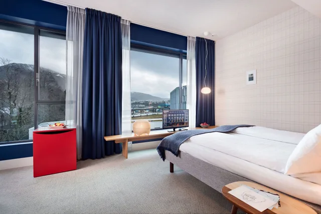 Superior, ZANDER K HOTEL 2/4