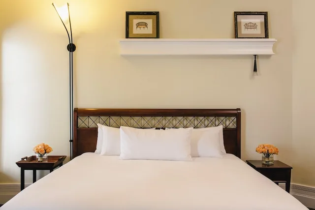 غرفة كلاسيكية بسرير كينج، Hotel Place D'armes 2/3
