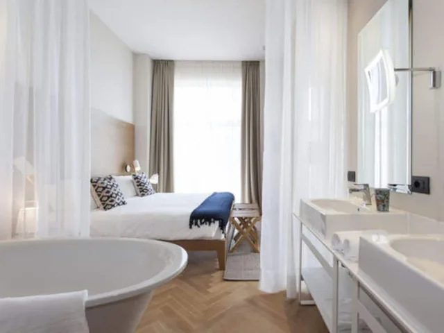 جناح بسرير مزدوج بإطلالة على البحيرة، Hotel de Charme Laveno 4/4